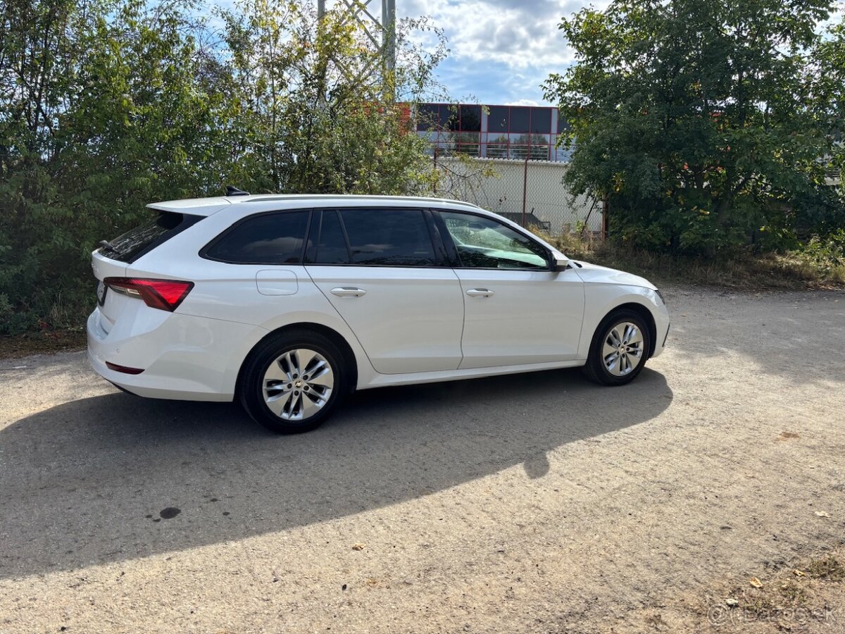 Škoda Octavia Combi 2.0 TDI Style DSG - 4
