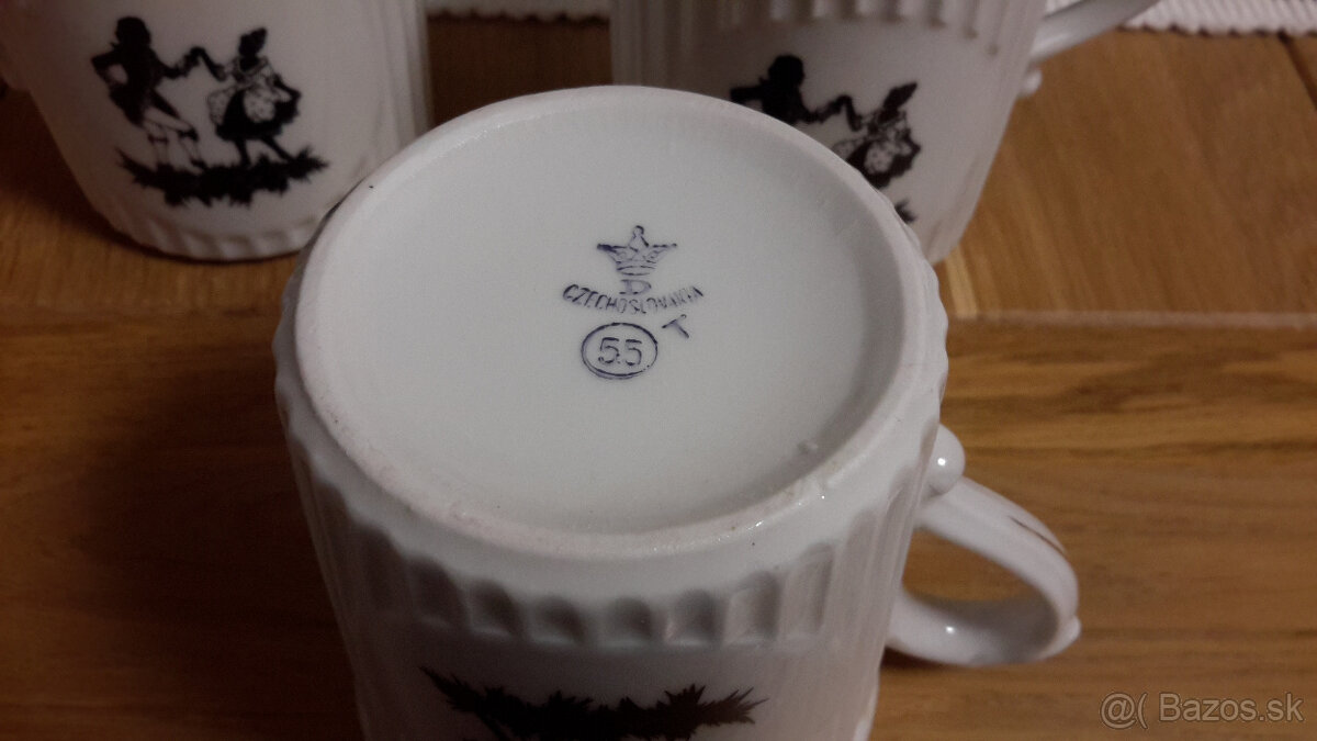 staré porcelánové hrnčeky zn. Dubí motív rokoko - 4