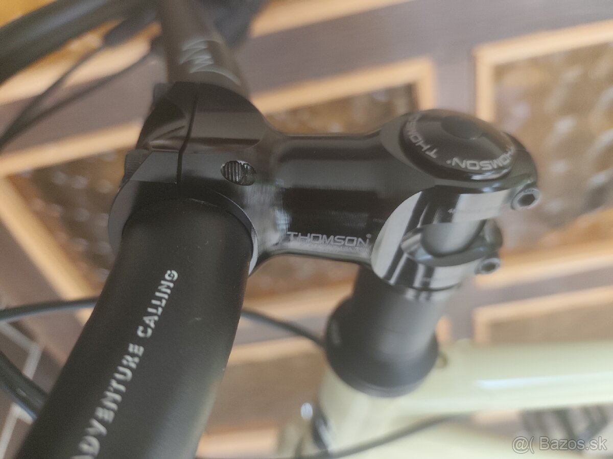 SURLY BRIDGE CLUB M - 4