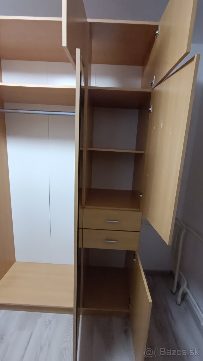 Skriňa REA od Drevony - 4