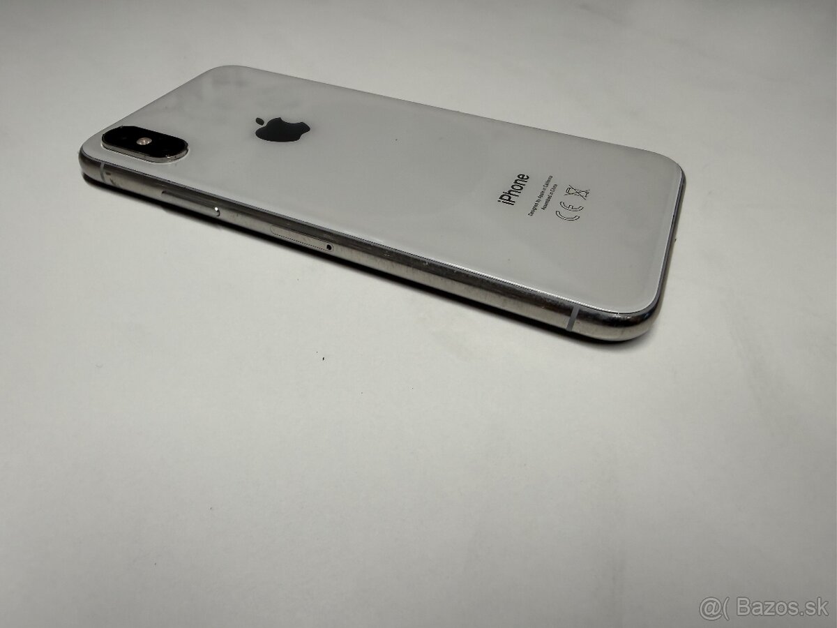 Apple iPhone XS – 64 GB - 4