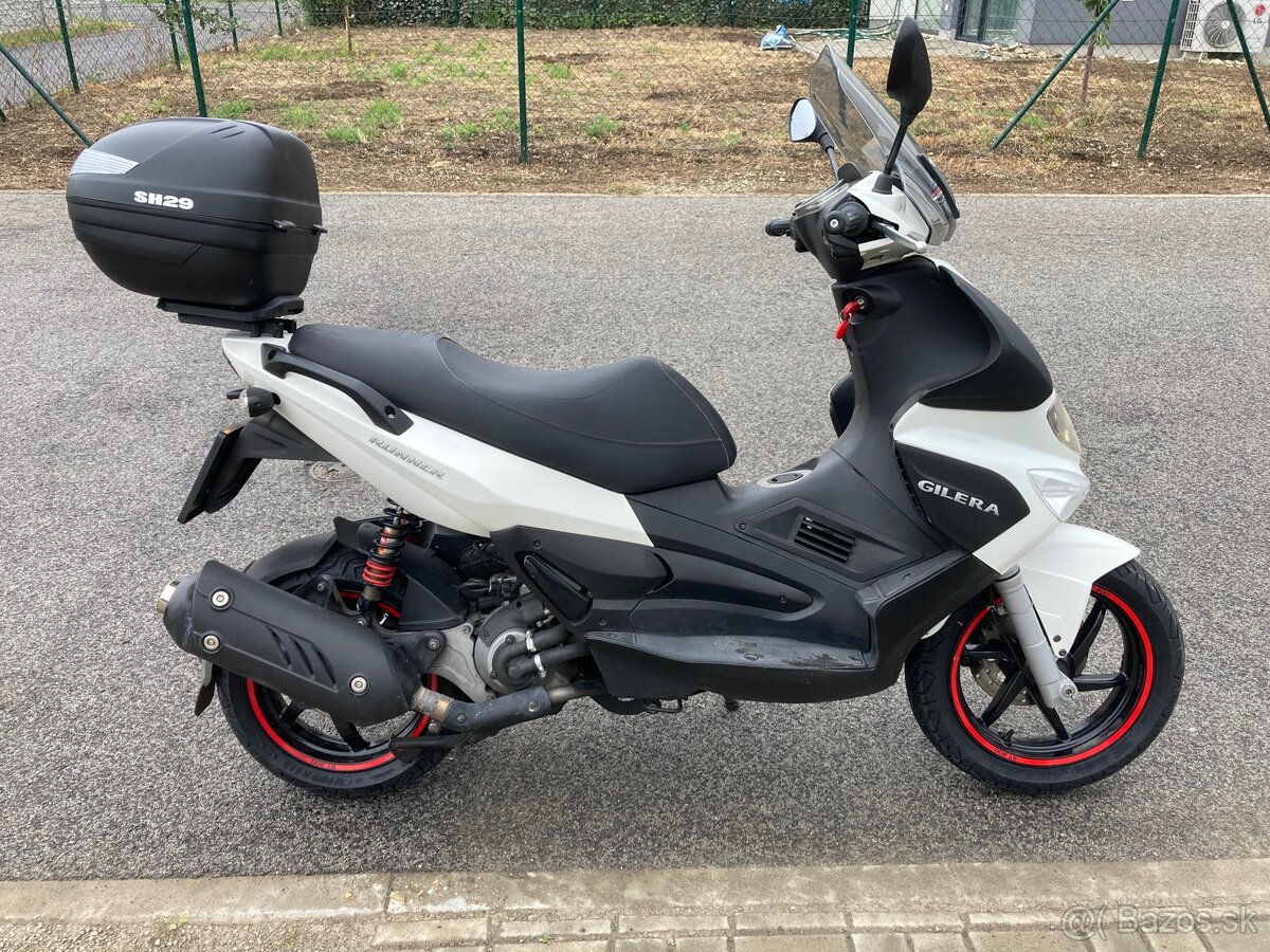 Gilera Runner ST 200 - 4