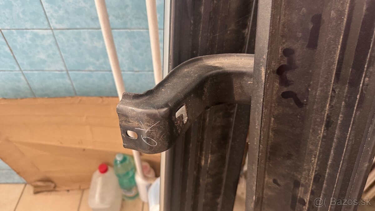 Mitshubishi l200 naslapy 2021 - 4