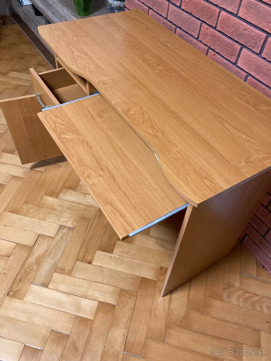 detský stôl pre školáka - 4