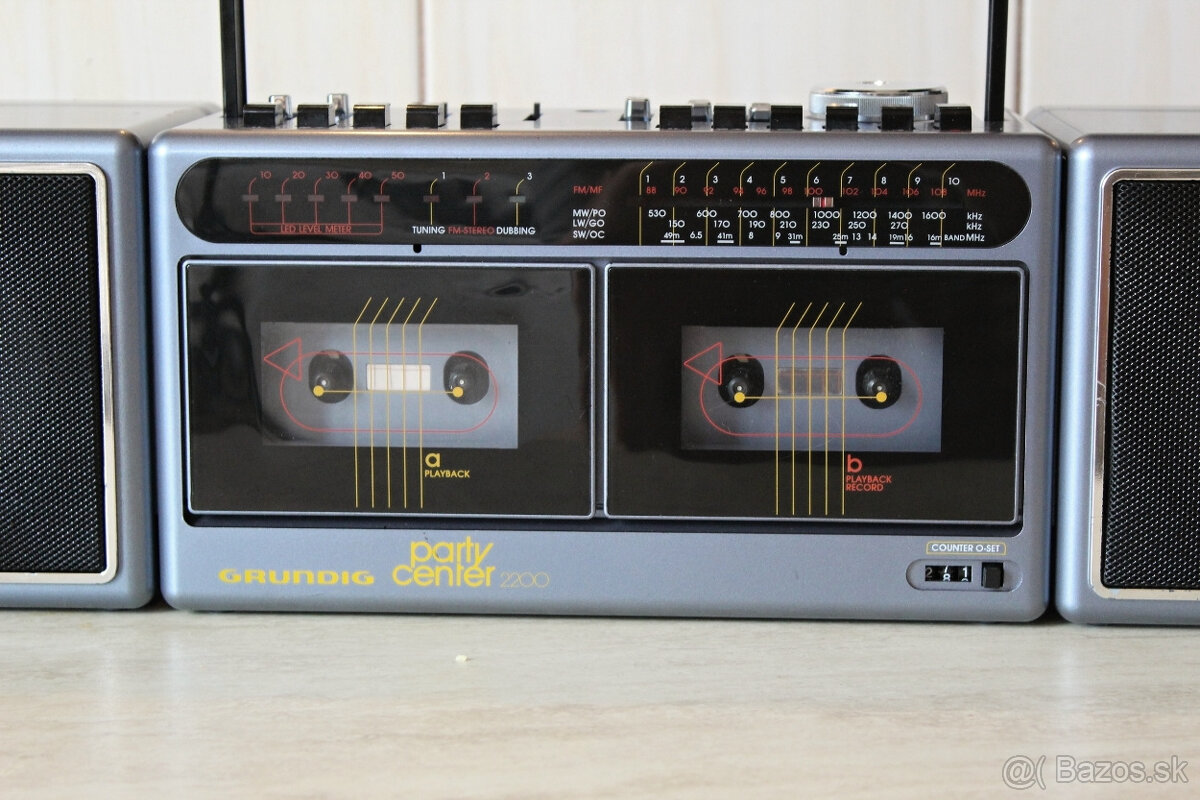 GRUNDIG Party Center 2200 - 4