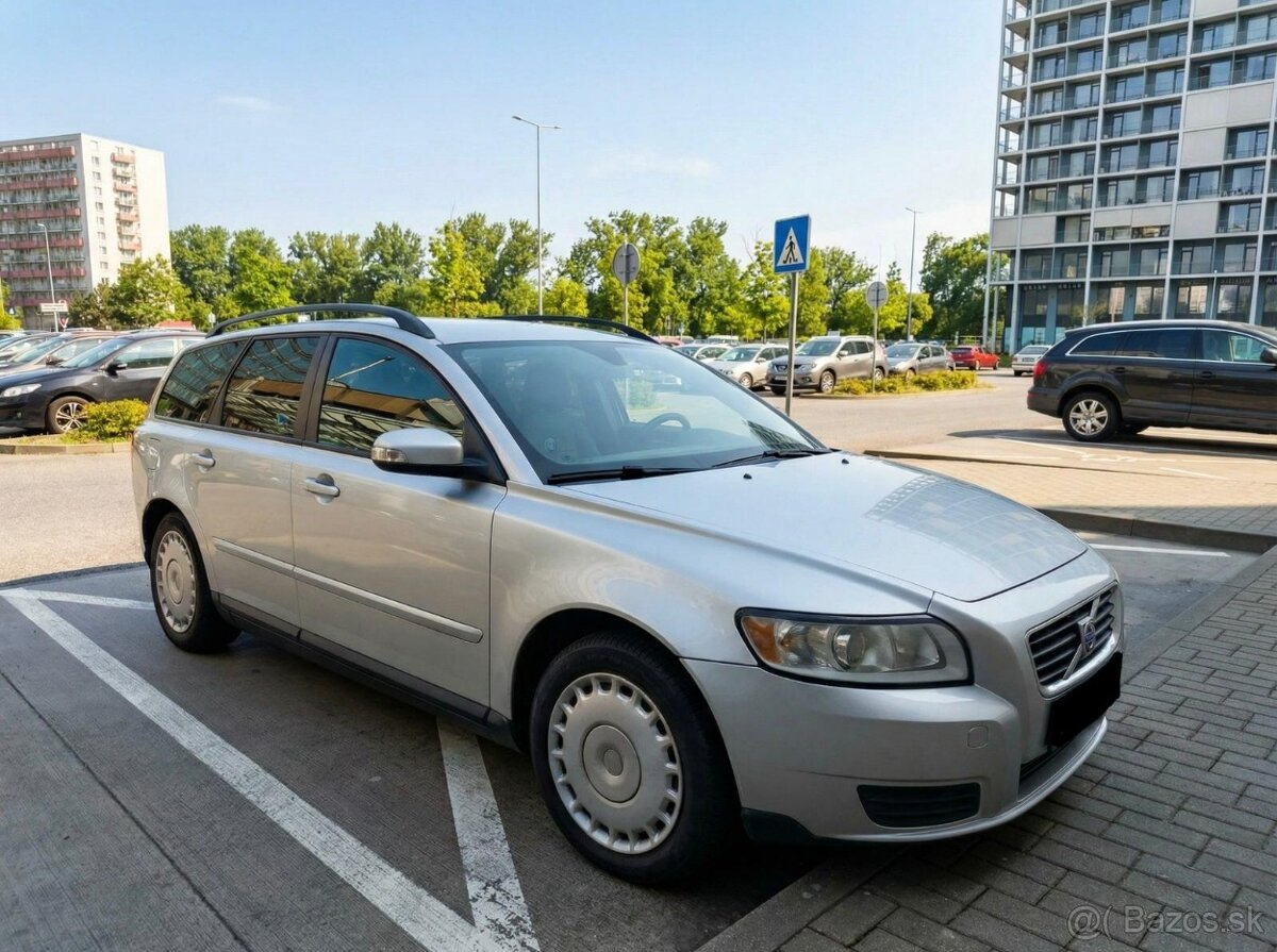 Volvo V50 2.0 D Kinectic - 4