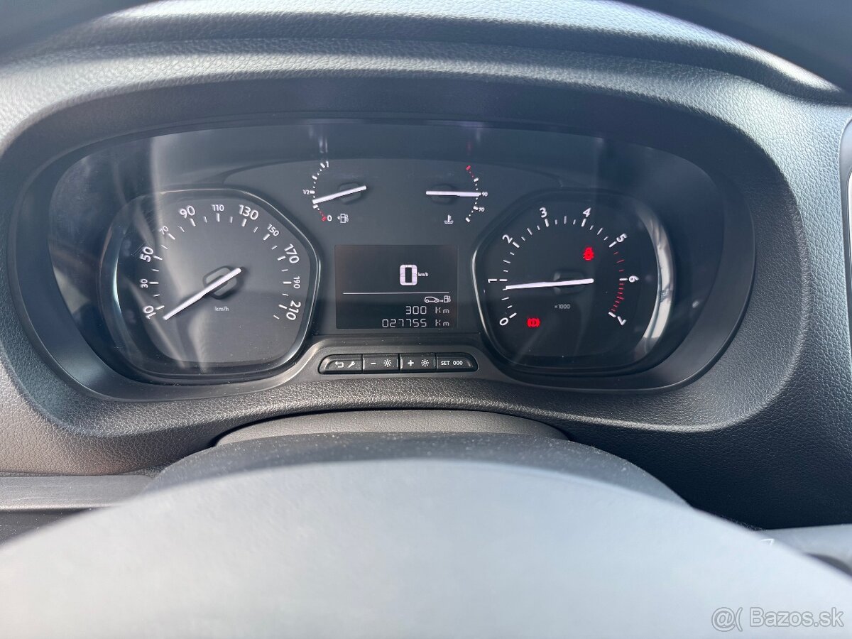 Predám Fiat Scudo 1,5 diesel 88kW r.v.11/23 - 4