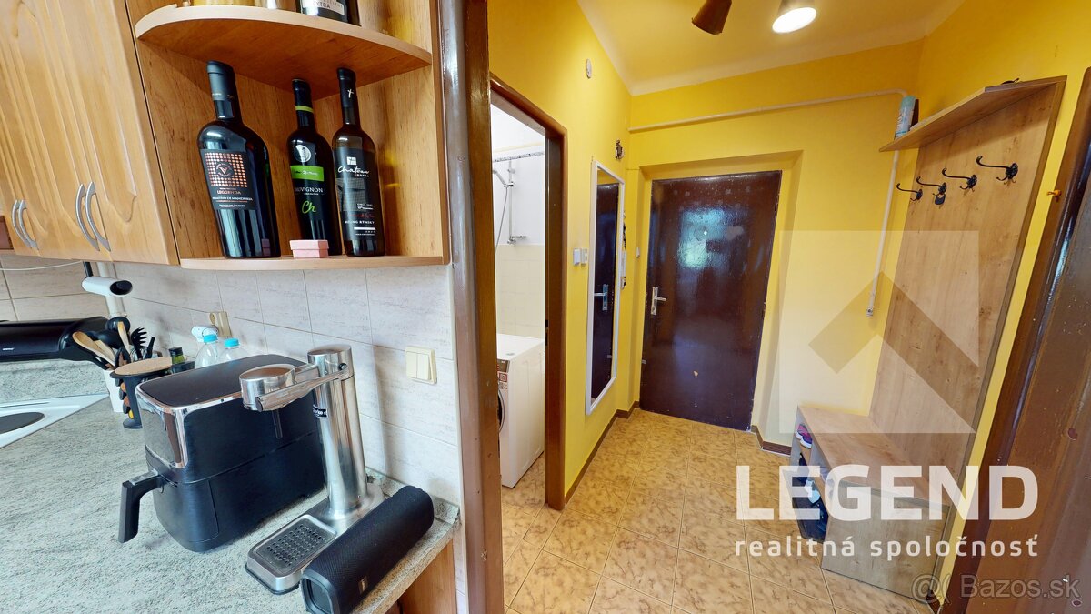 1i byt Nové Mesto nad Váhom, 40 m2, rekonštrukcia, zariadený - 4