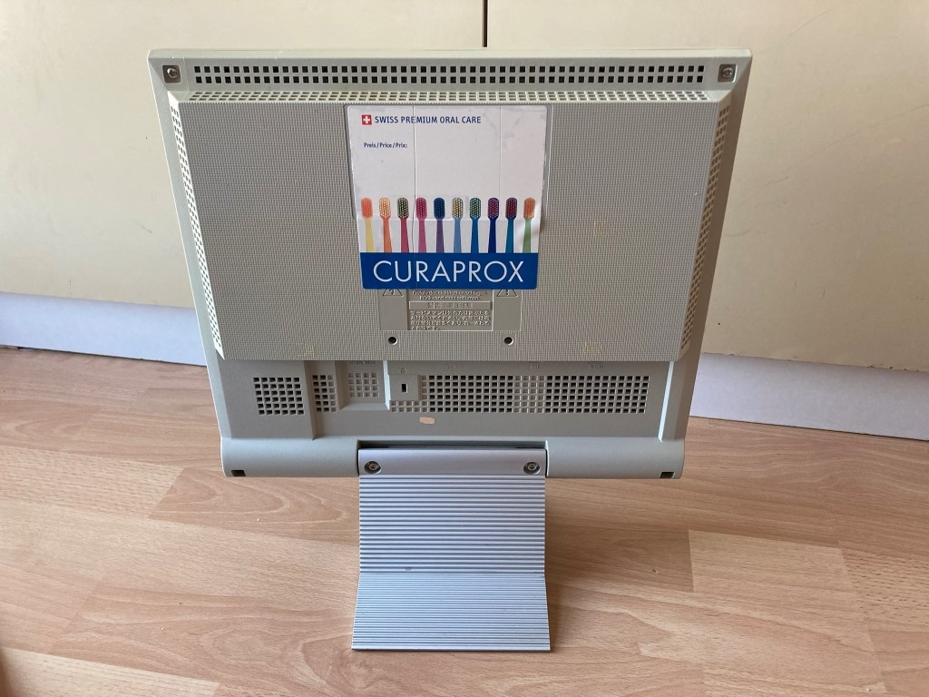 Predám monitor EIZO FLEXSCAN L365 D-SUB, DVI, ZVUK - 4