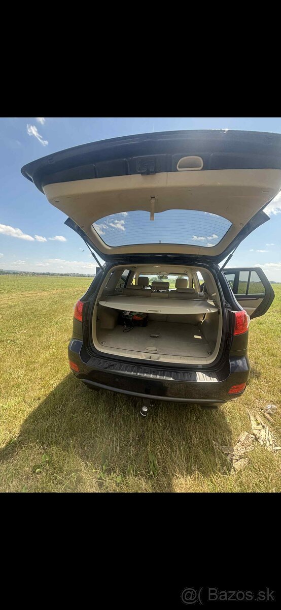 Hyundai Santa Fe - 4