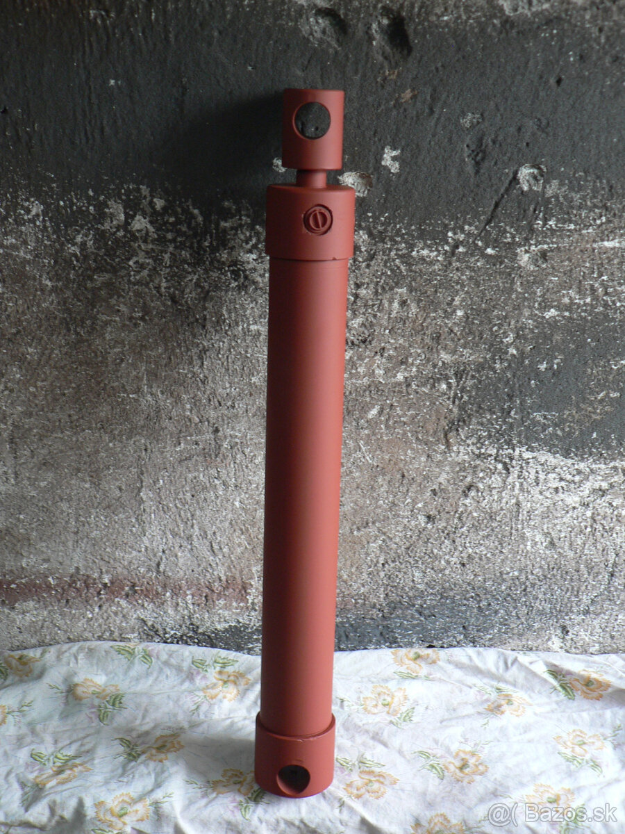 Hydraulické piesty. - 4