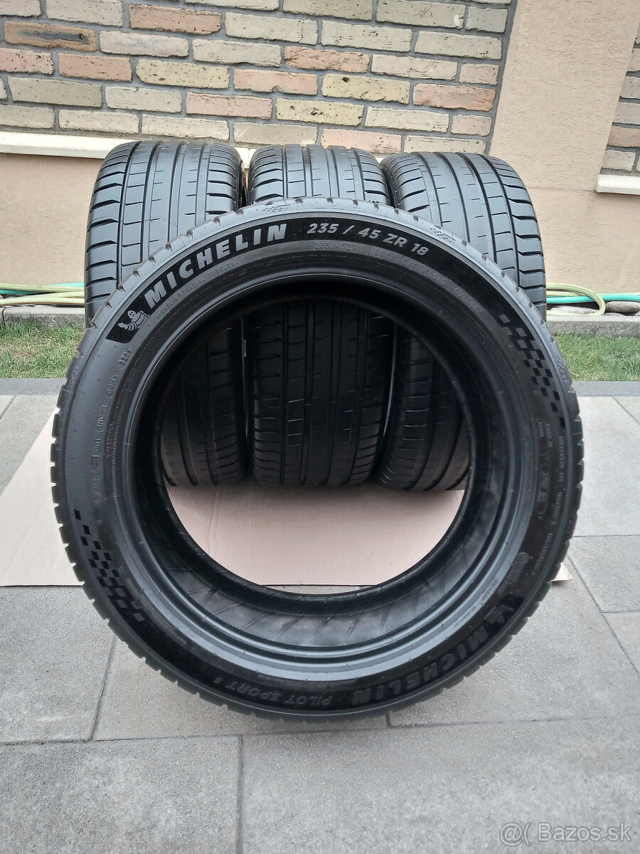 MICHELIN PILOT SPORT 5 235/45 R18 DEMO - 4