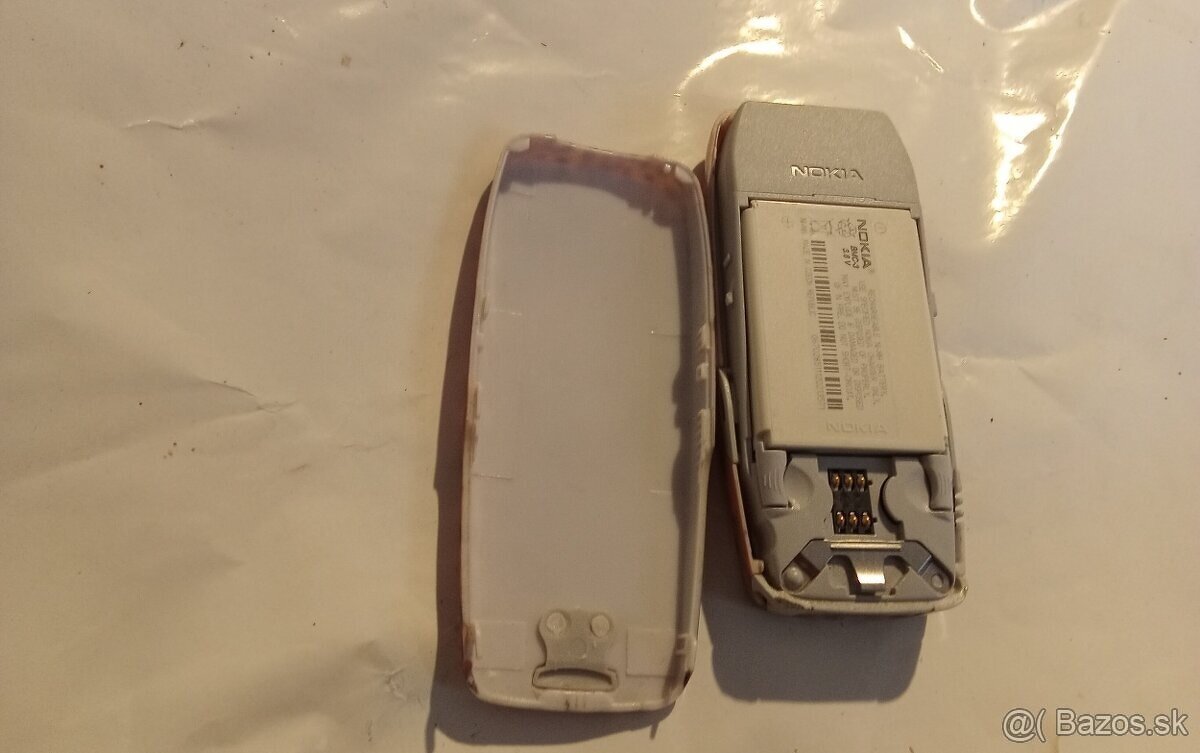 NOKIA - 4