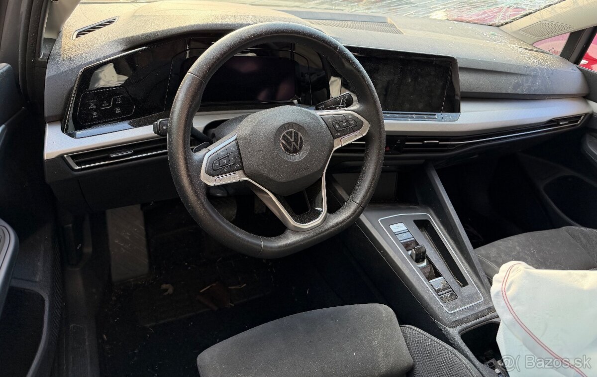 Golf 8 - 4