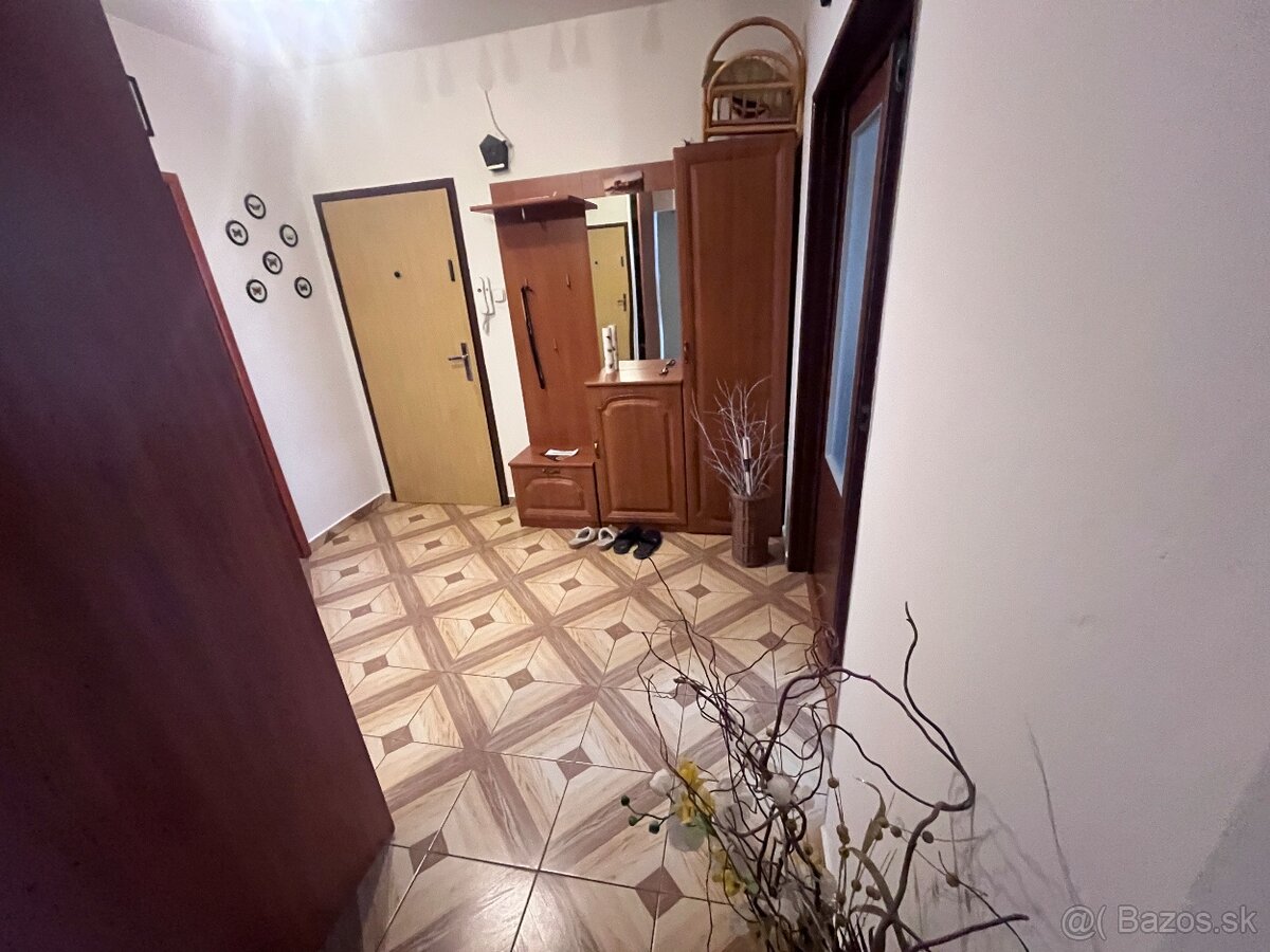 3 izbovy byt na prenajom - 4
