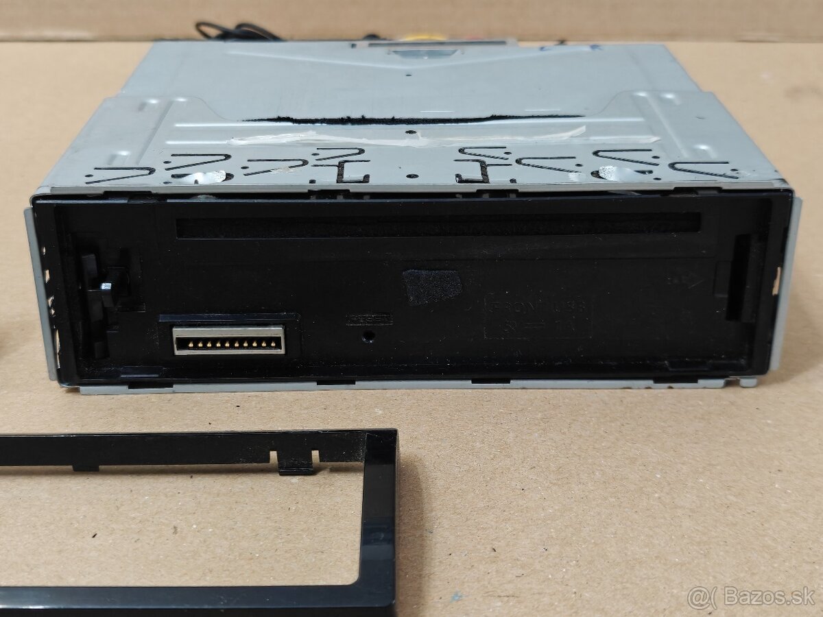 Predám autorádio JVC KD-R951BT - 4