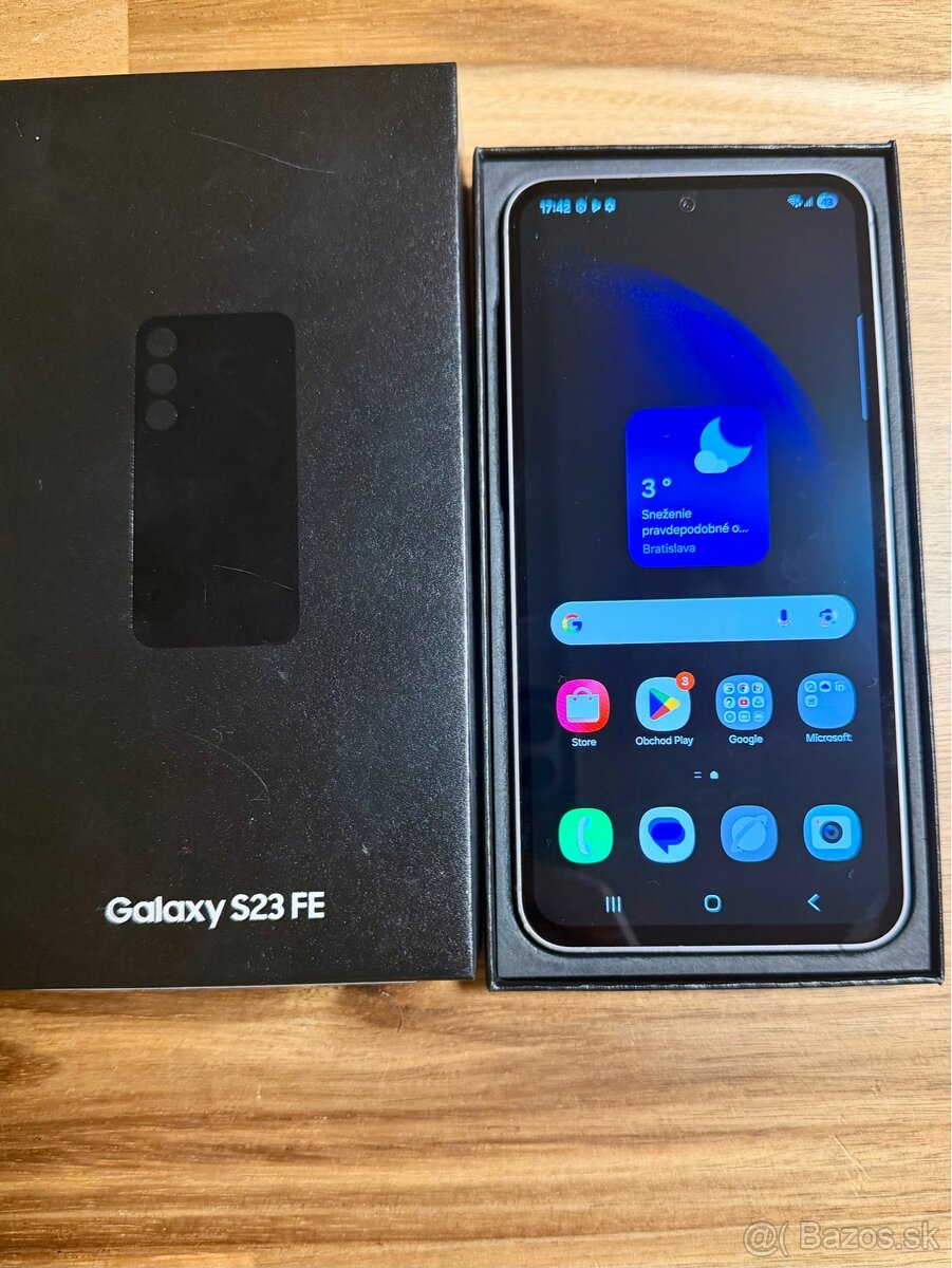 Samsung Galaxy S23 FE - 4