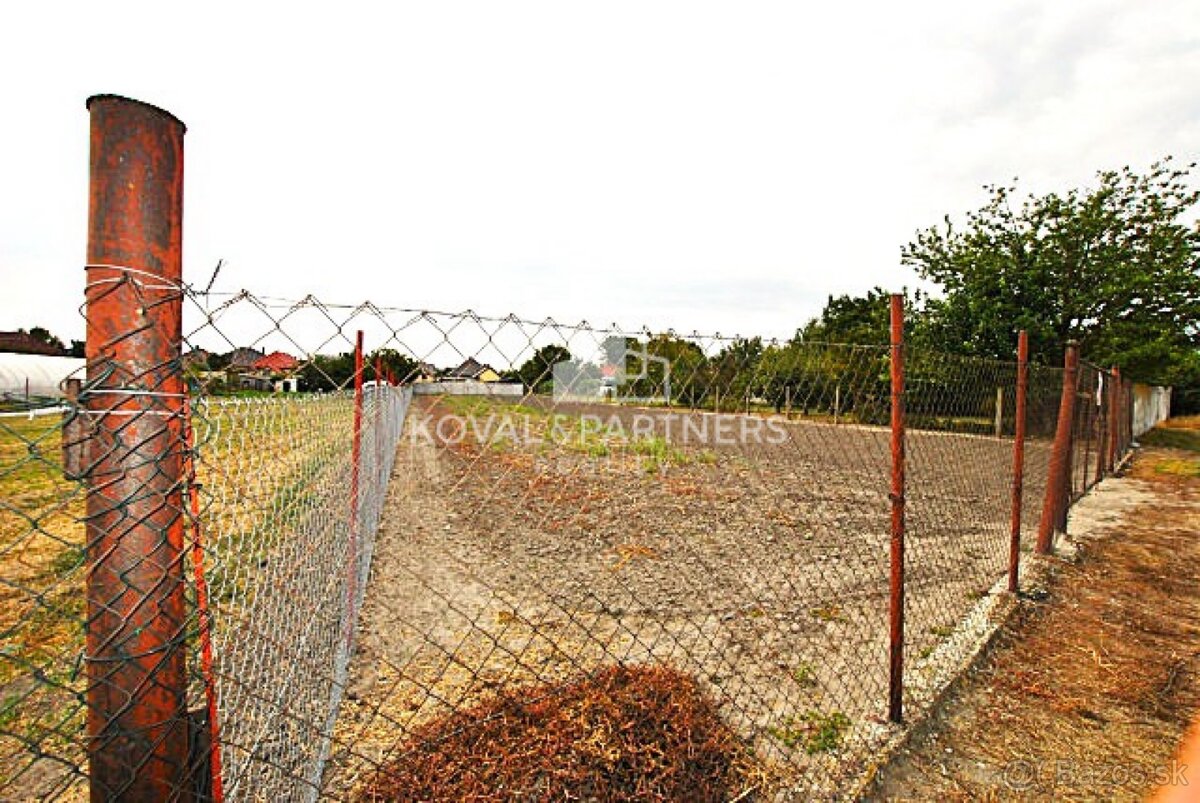 Predám pozemok vhodný na stavbu - 4