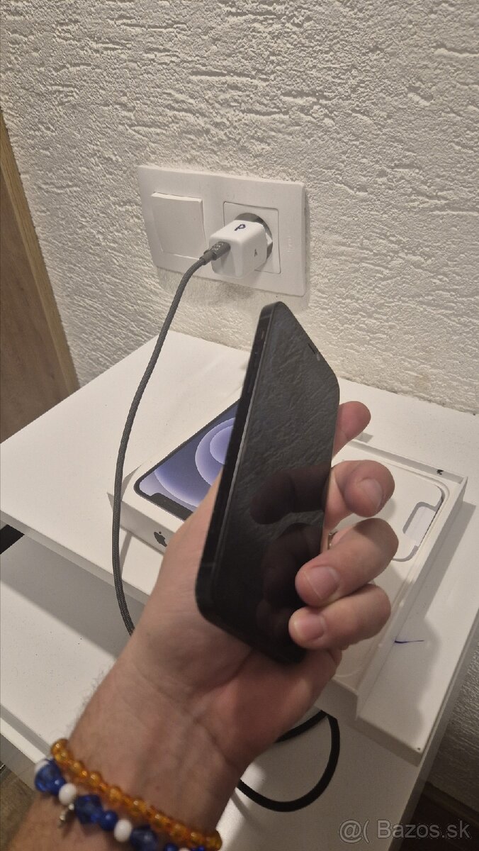 Apple iphone 12 64gb cierny - 4