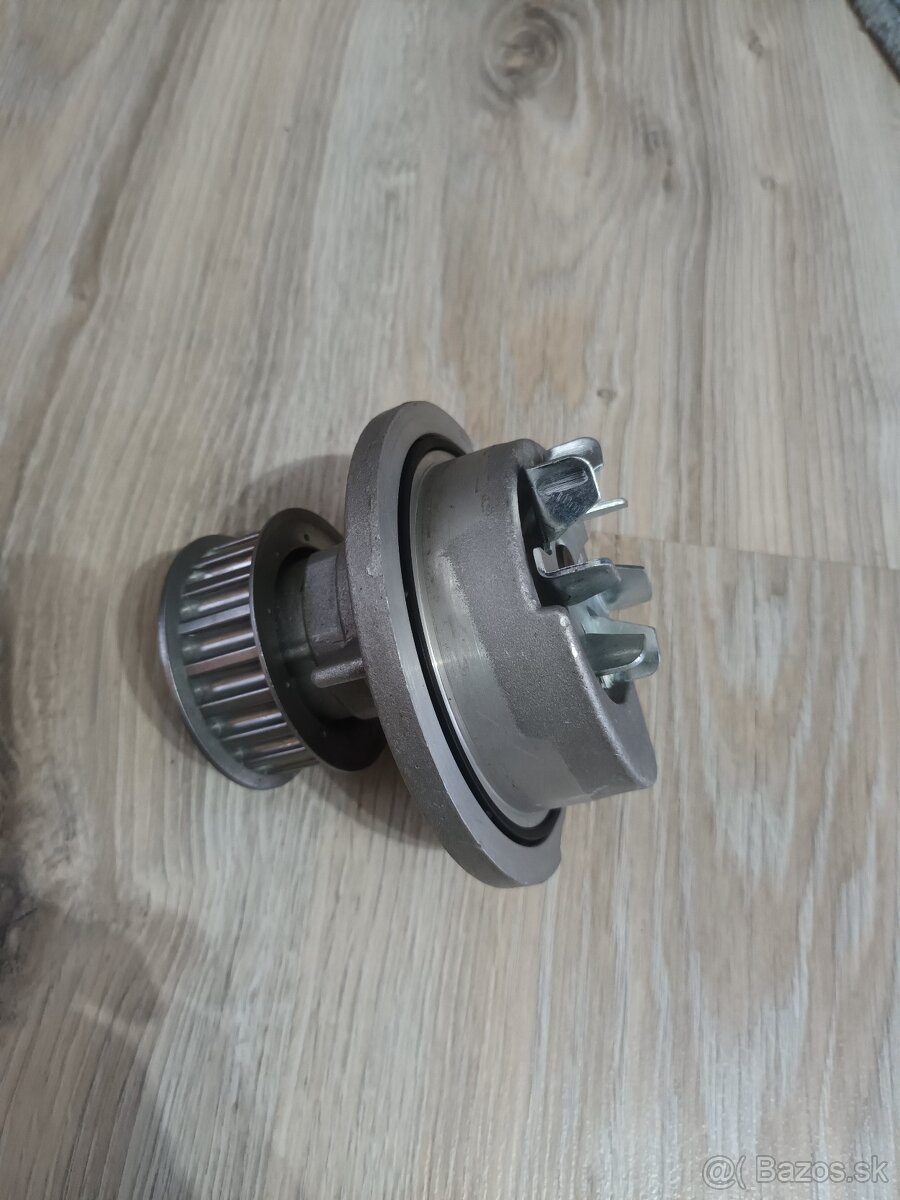 Vodná pumpa Continental. - 4