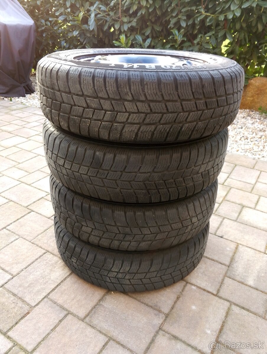 Predám zimné pneumatiky na diskoch vw group - 4