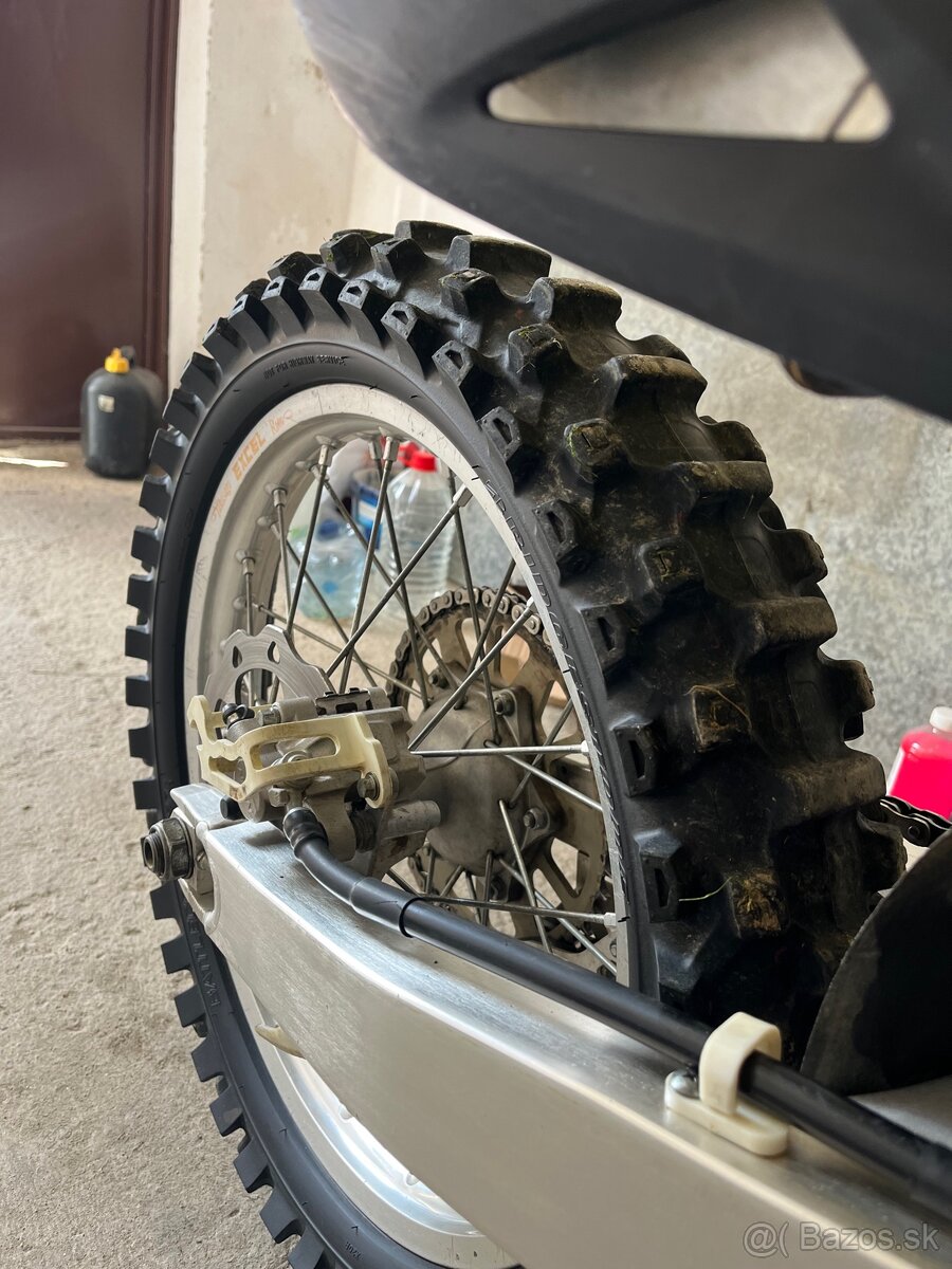 Suzuki rmz 250