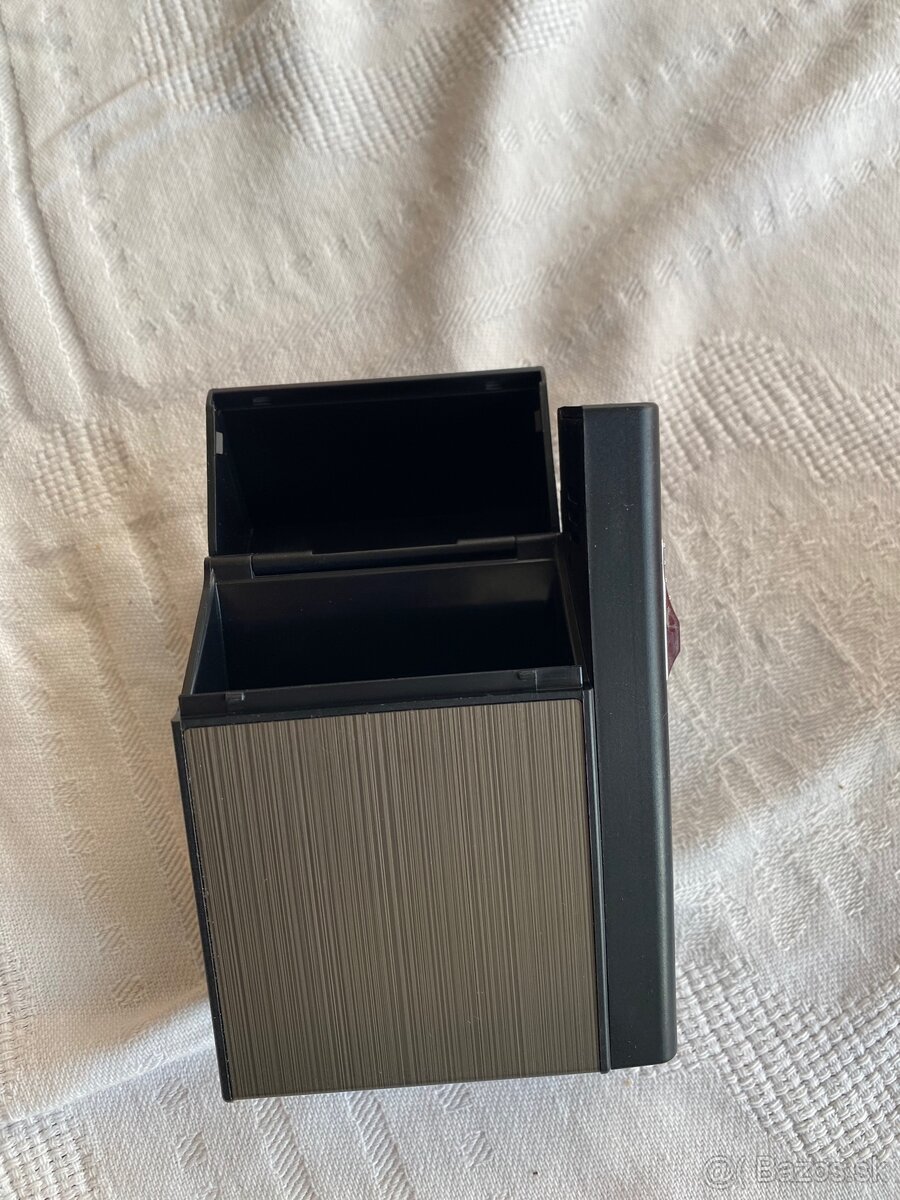 Puzdro na cigarety so zapalovačom - 4