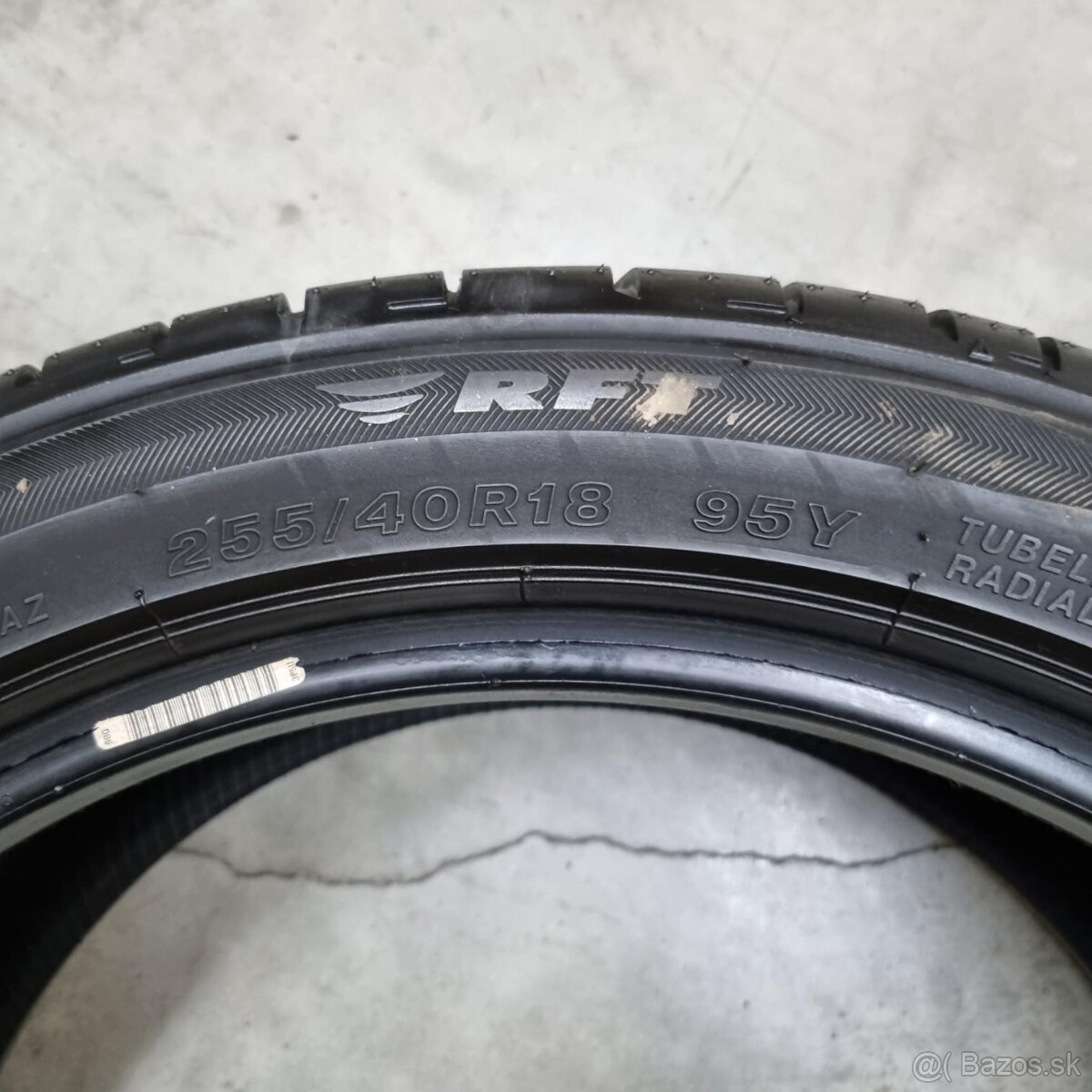 Letné pneumatiky 255/40 R18 BRIDGESTONE RSC - 4