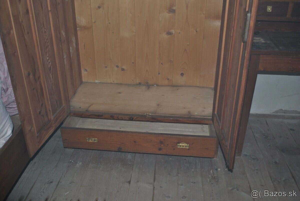 Starožitné skrine - 4