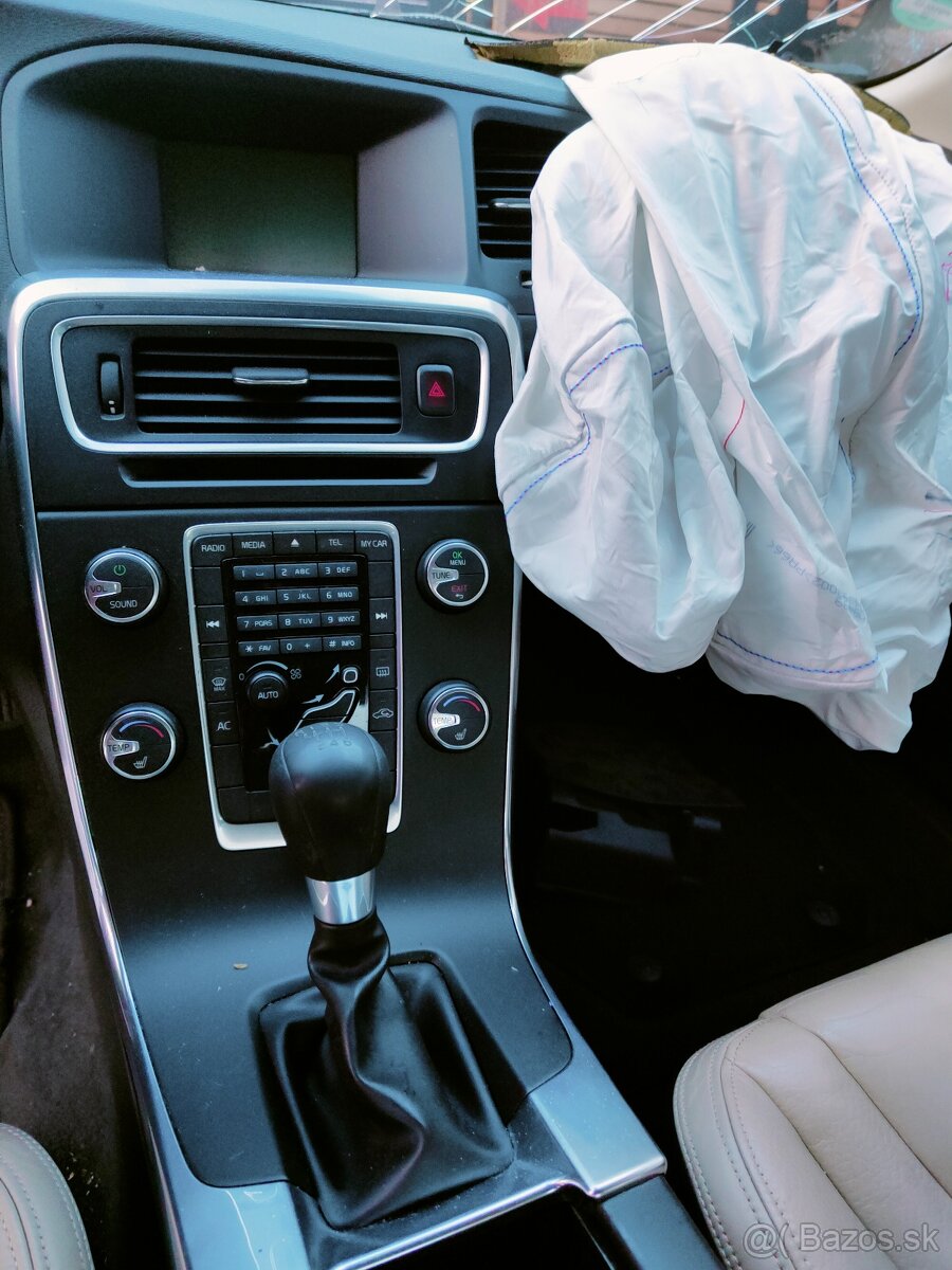 Volvo S60 D2 84kw - Náhradní díly - 4