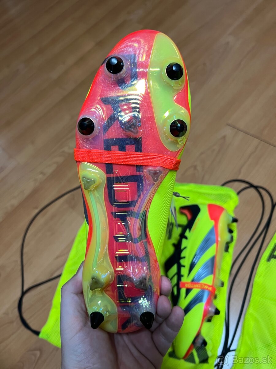 Kopačky Adidas Predator Elite FT SG - 4
