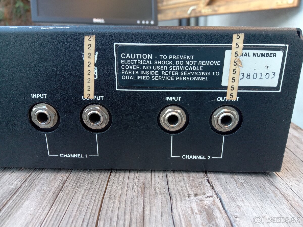 Electro Voice EVT 2210 - 4
