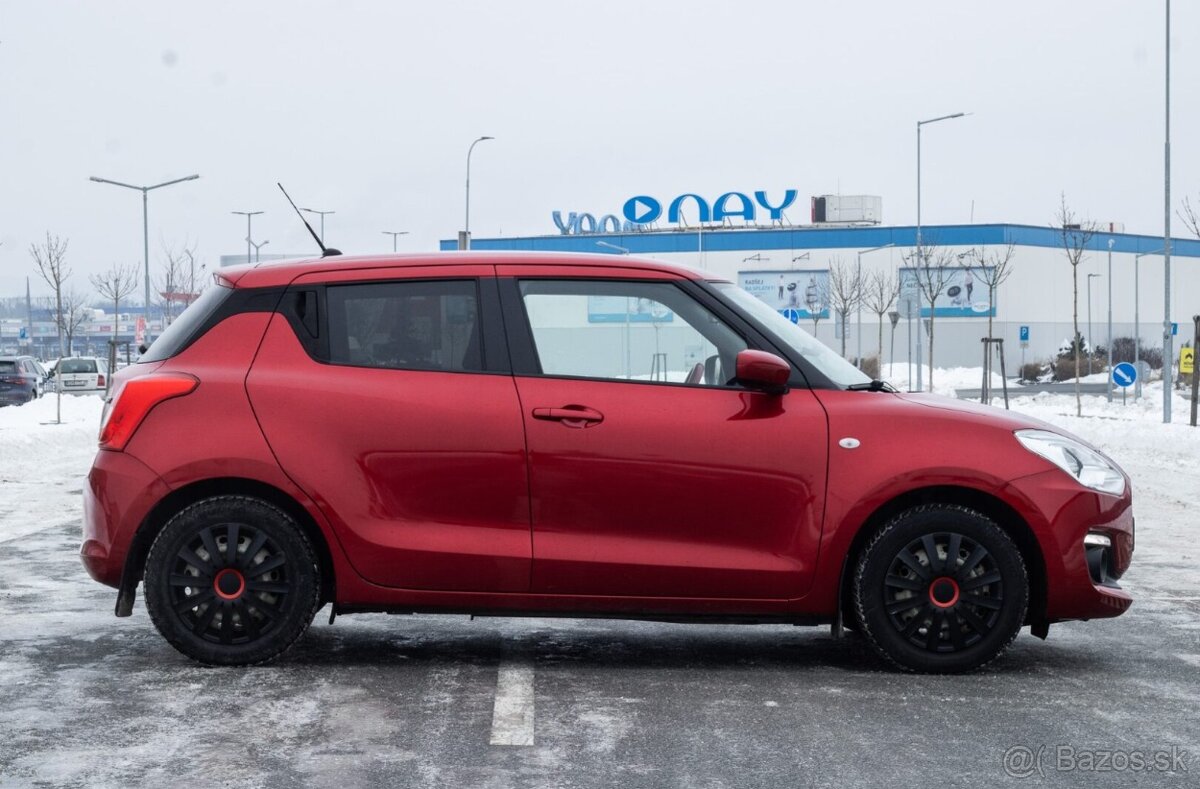 Suzuki Swift 1.2, 66kW (2020) - 4