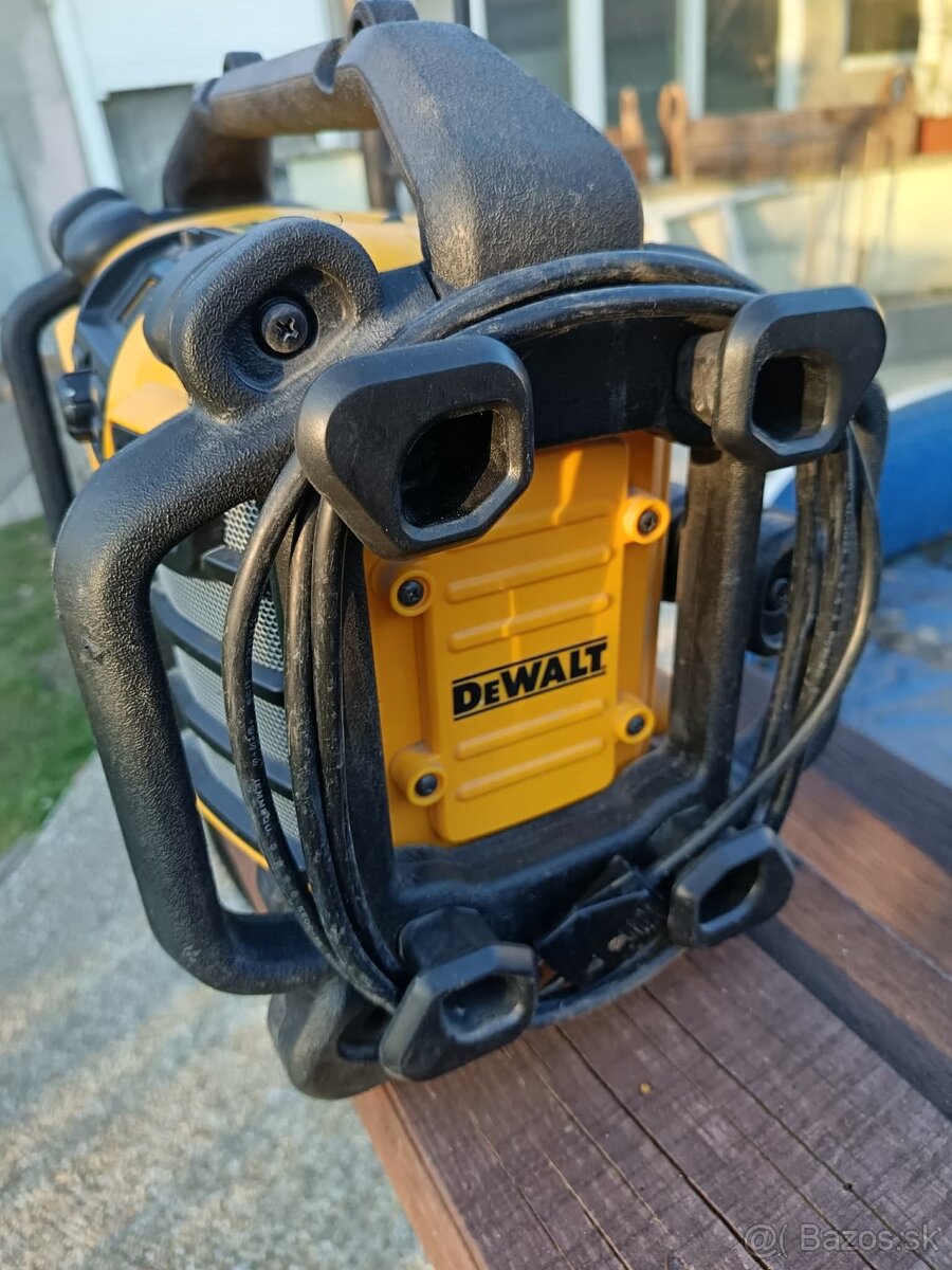 Stavebné rádio DeWalt DCR016 - 4