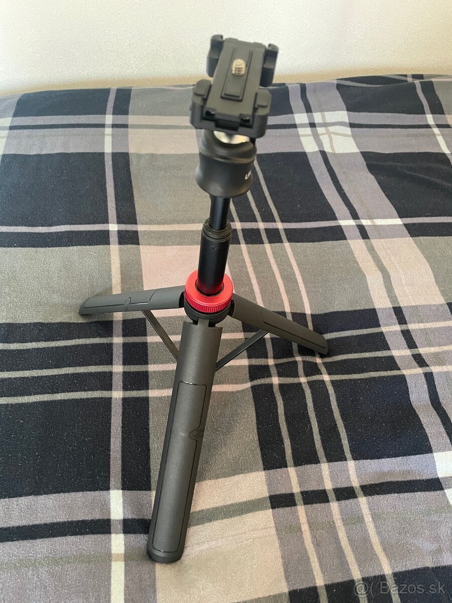 Predám tripod Ulanzi MT-44 - 4