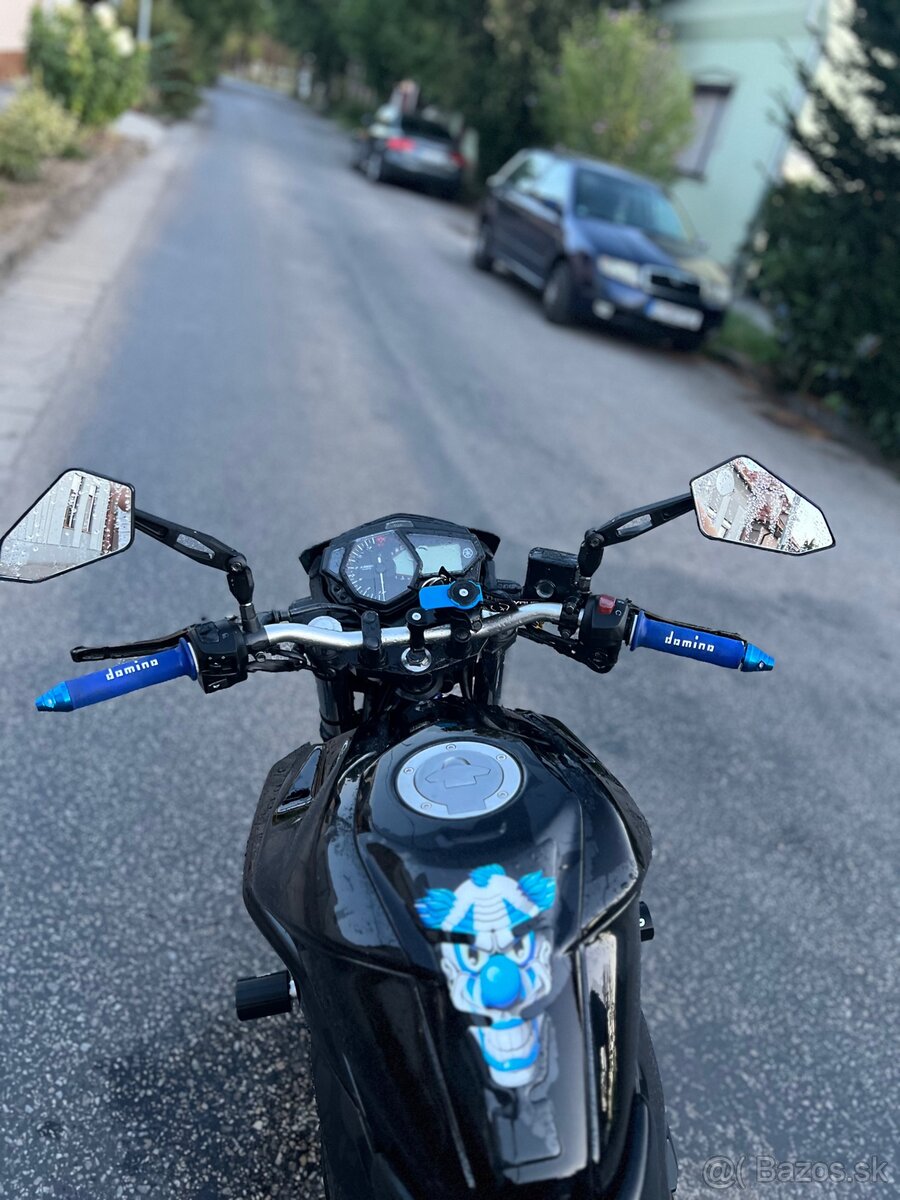Yamaha MT03 - 4