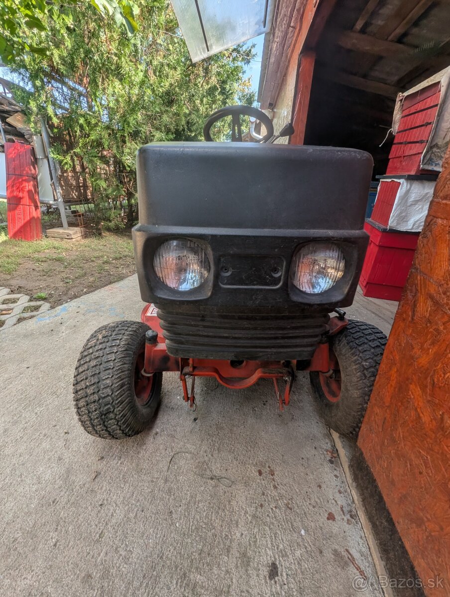 Traktorová kosačka Agro trac - 4