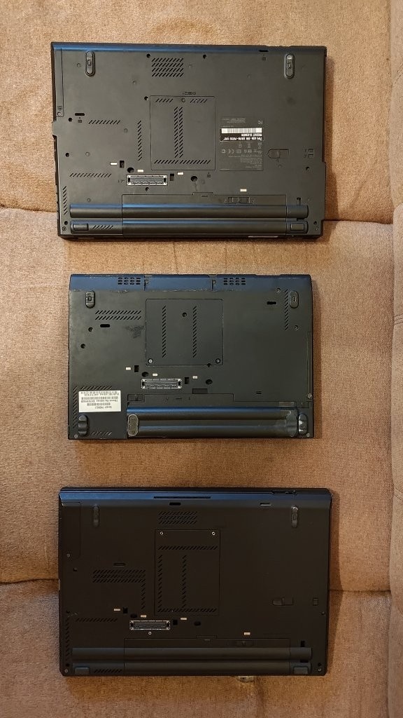 3ks Lenovo Thnikpad T430 T420 X230 , cena spolu - 4