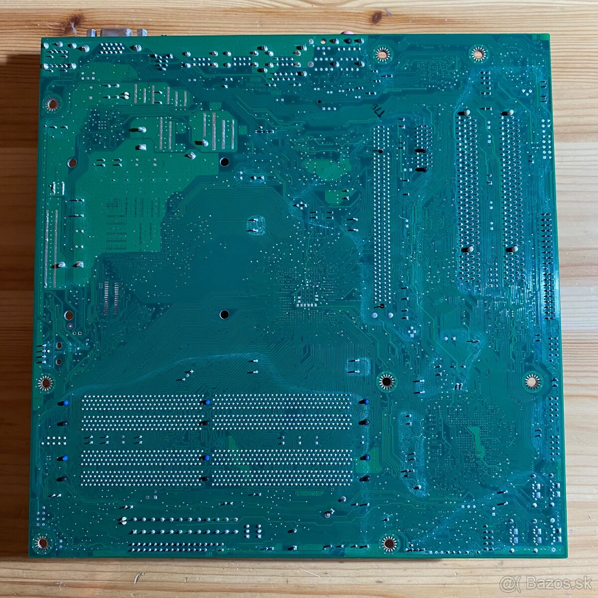 Predám základnú dosku – Intel Desktop Board (LGA775) - 4