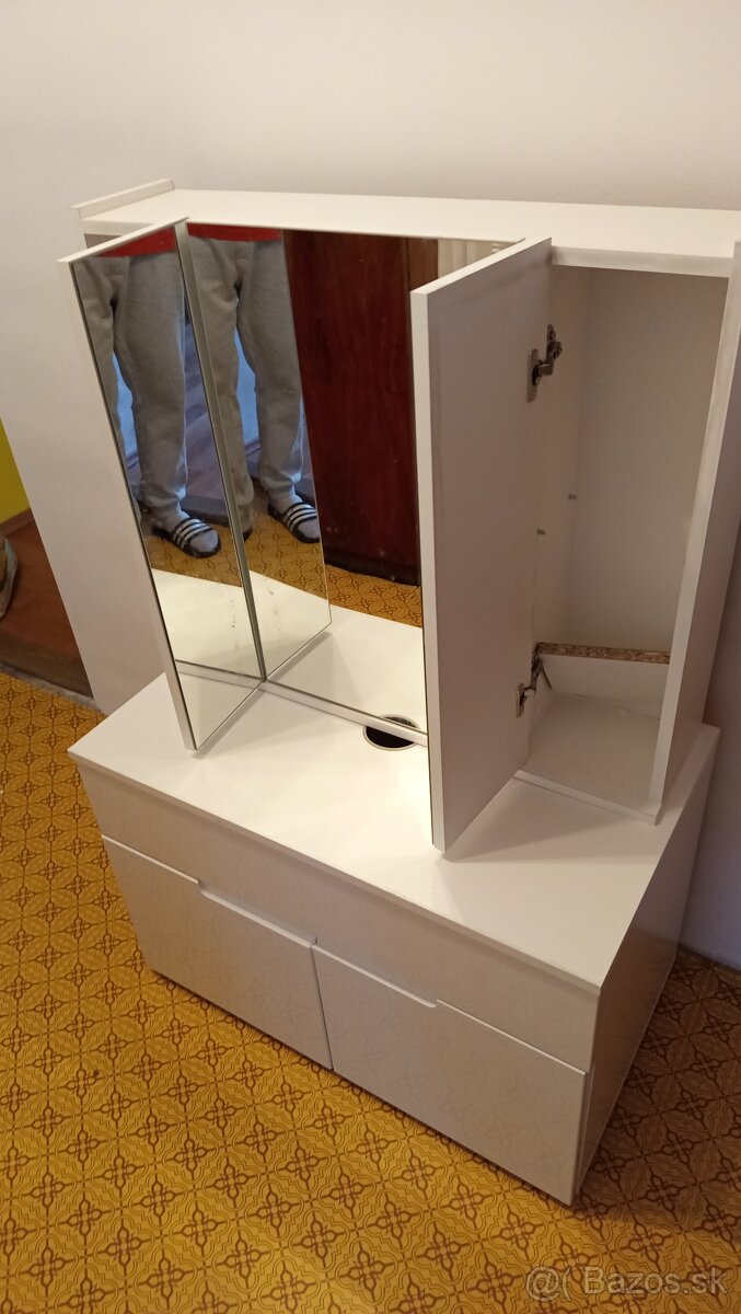 Kupelňova zostava - 4