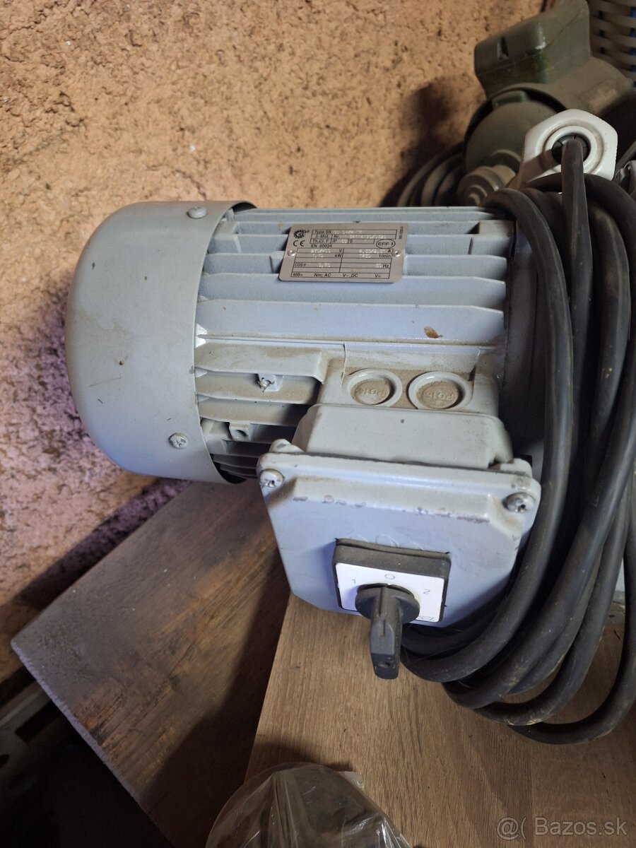 Elektrický mlynček na mäso - 4