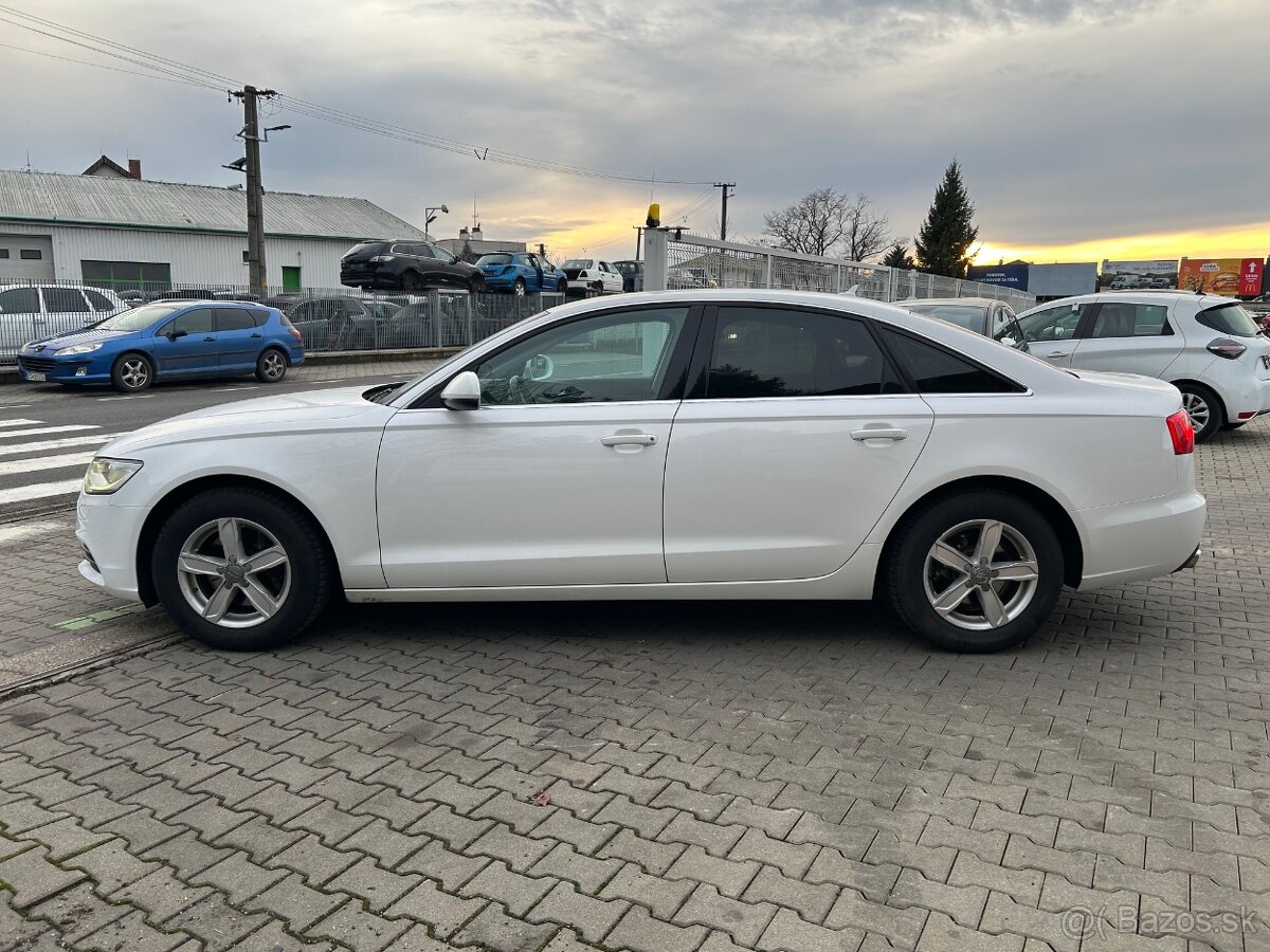 Audi A6 2.0 TDI DPF Prestige multitronic - 4