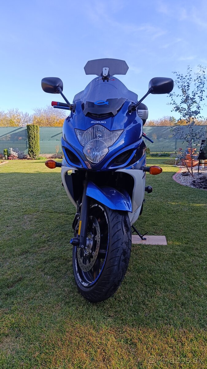 Suzuki GSX650 FA - 4