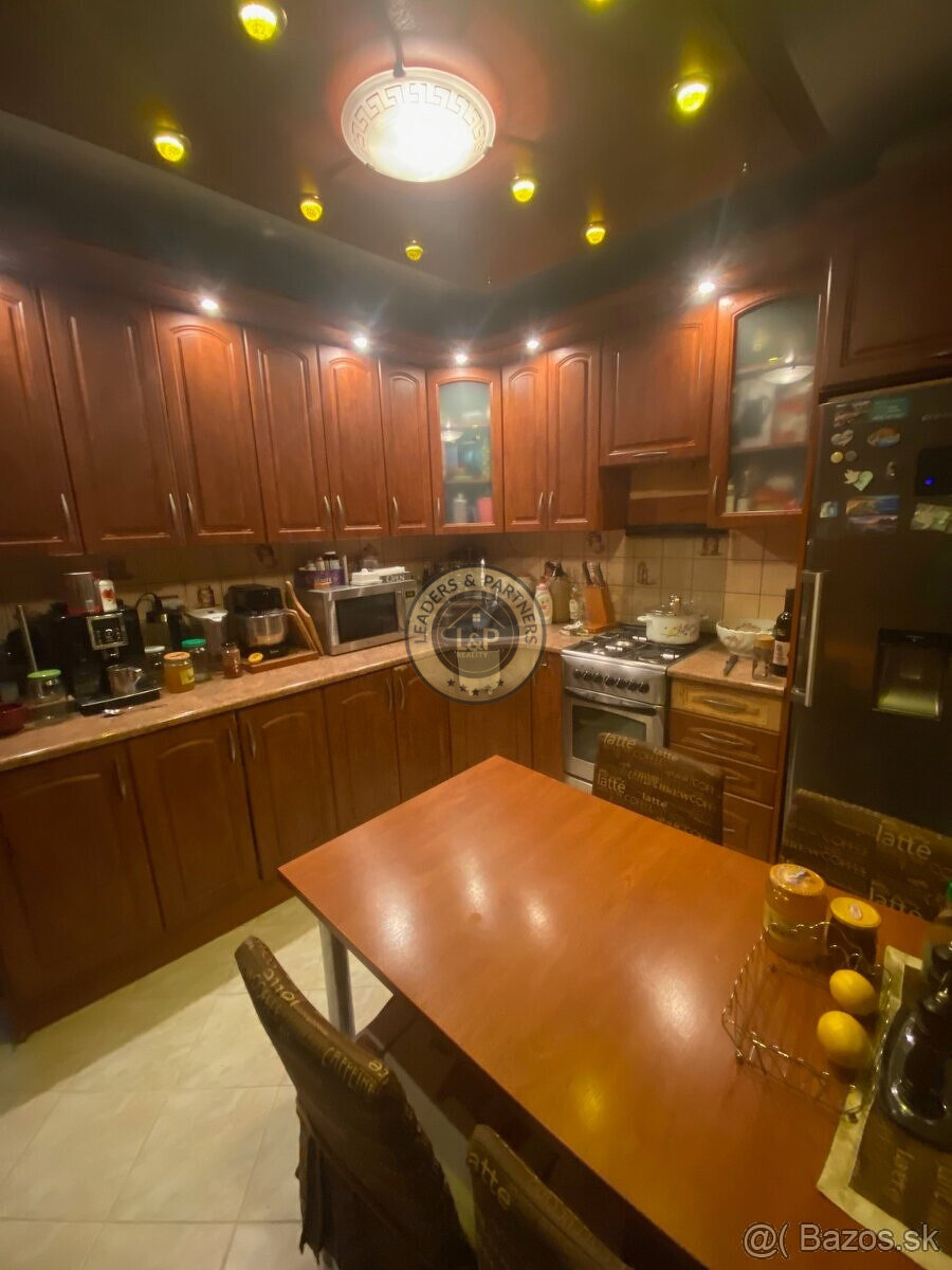 Predaj 3 izbového bytu - 4