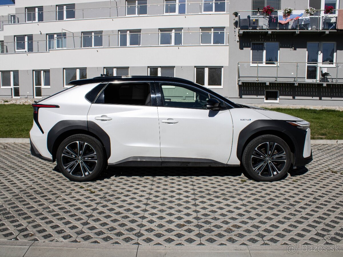 Toyota bZ4X BEV 71,4 kWh Executive AWD XMODE - 4
