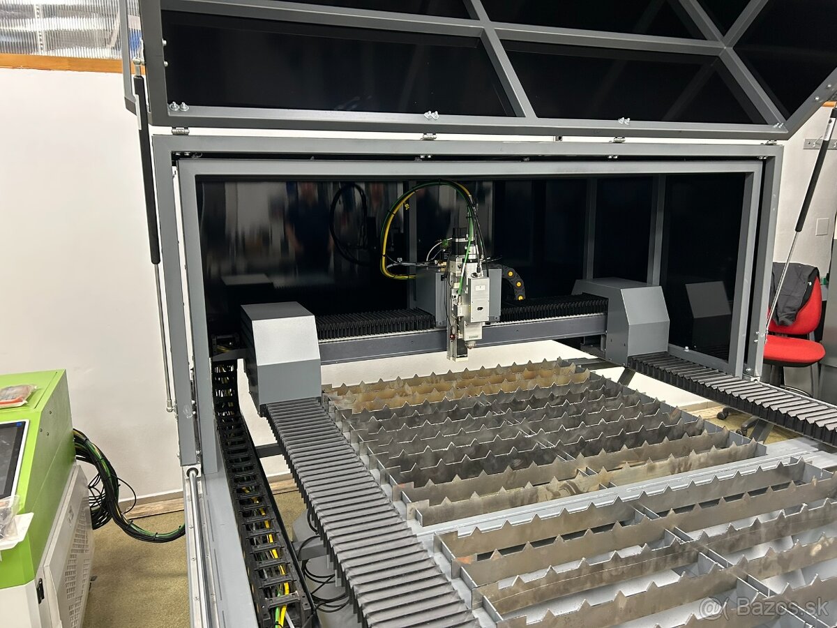 Fiber laser FINECUT-2000 - 4