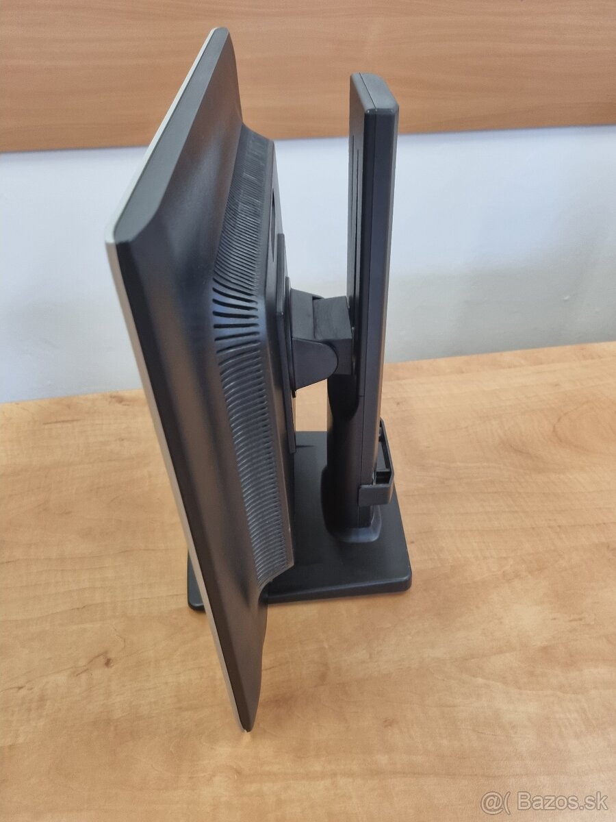 19 ´´ LED monitor zn. HP - 4