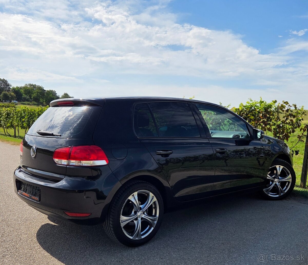 Volkswagen Golf 1.4 16V 59KW/80 koní R.V.03/2010 - 4