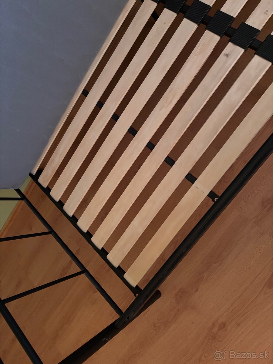 Kovaná posteľ s matracom - 4