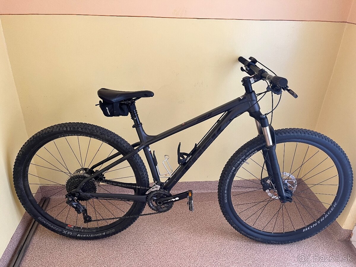 TREK x-caliber 9 - 4